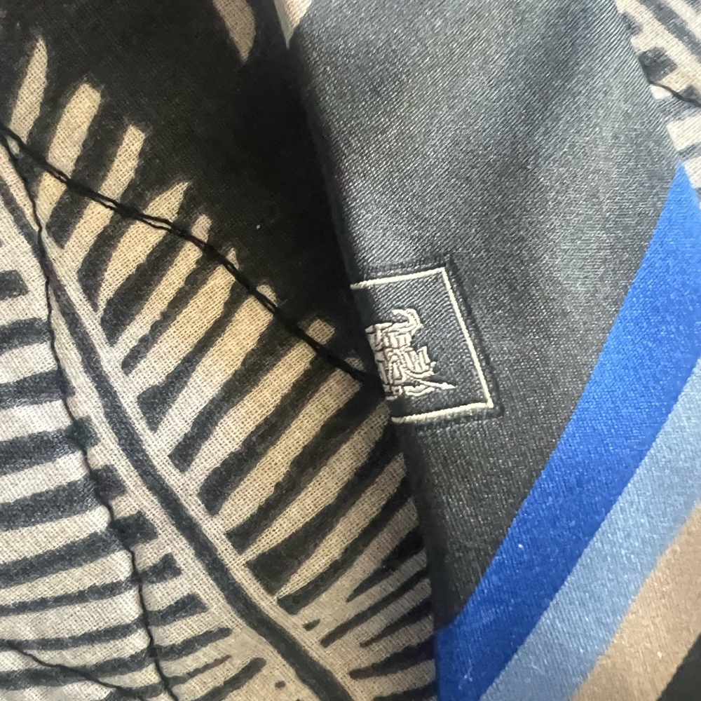 Burberry London beautiful striped neck tie. Blue and gray, - Picture 2 of 4